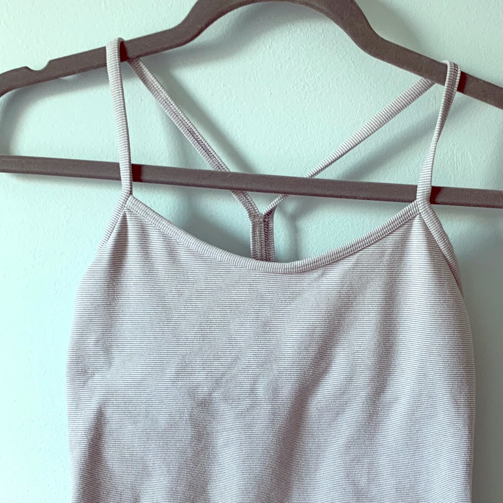 Gray & white tiny stripes power y tank, size 4